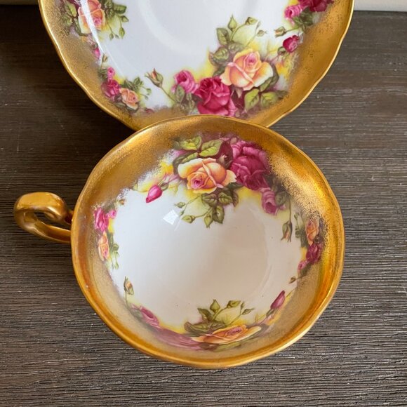Royal Chelsea Golden Rose Teacup & Saucer - Picture 7 of 15